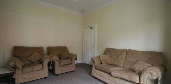 Norwood Terrace, Leeds - Photo 2