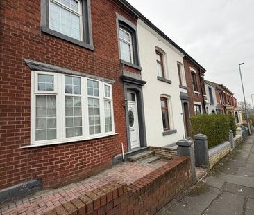 Shear Brow, Blackburn - Photo 3