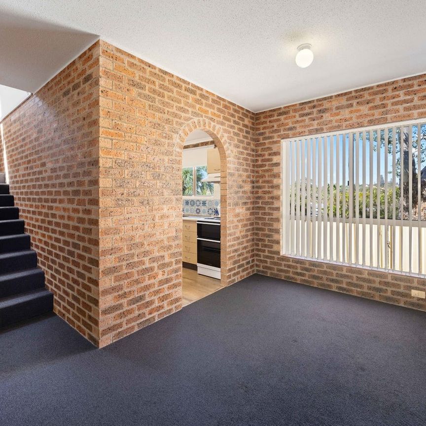 Spacious and well-maintained Home - Photo 1