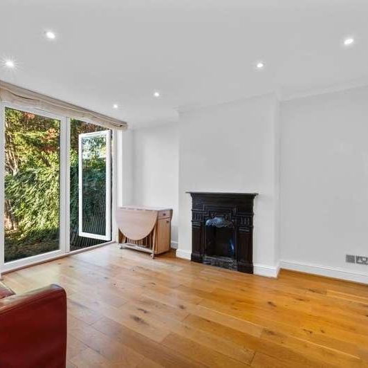 Grand Drive, SW20 - Photo 1