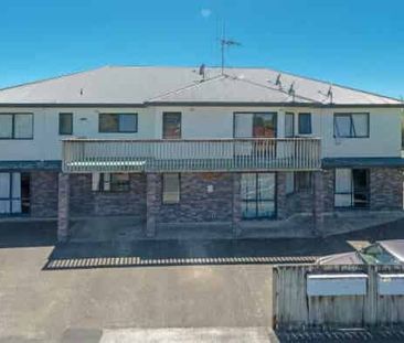 Student Rental - Photo 4