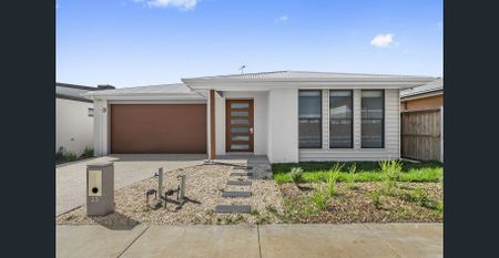 Modern Masterpiece - Photo 4