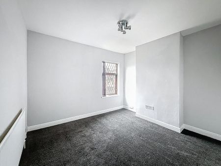 2 bedroom terraced house to rent - Photo 4