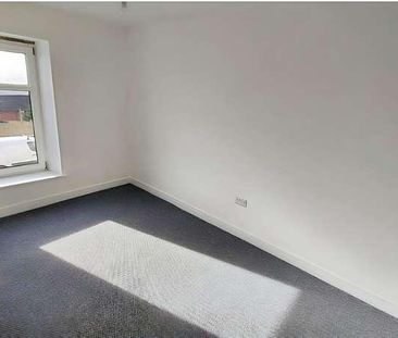 James Terrace, Hengoed, CF82 - Photo 2