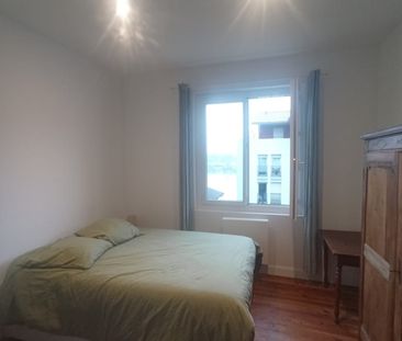 Location Appartement 3 pièces 56m² BAYONNE 64100 - Photo 2