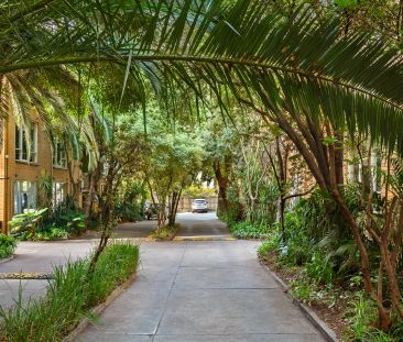 Leafy Outlook, Premium Beach Life Location - Photo 3