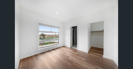 Easy, Low-Maintenance Living in a Growing Estate - Photo 3