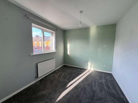 Regent Court, Blyth, NE24 - Photo 5