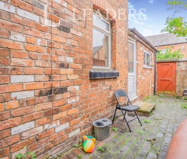 1 bedroom in a house share to rent - Photo 5
