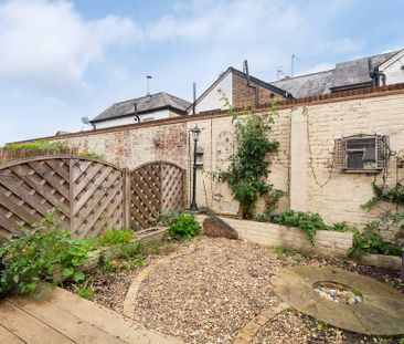 Ansell Road, Dorking, RH4 - Photo 1