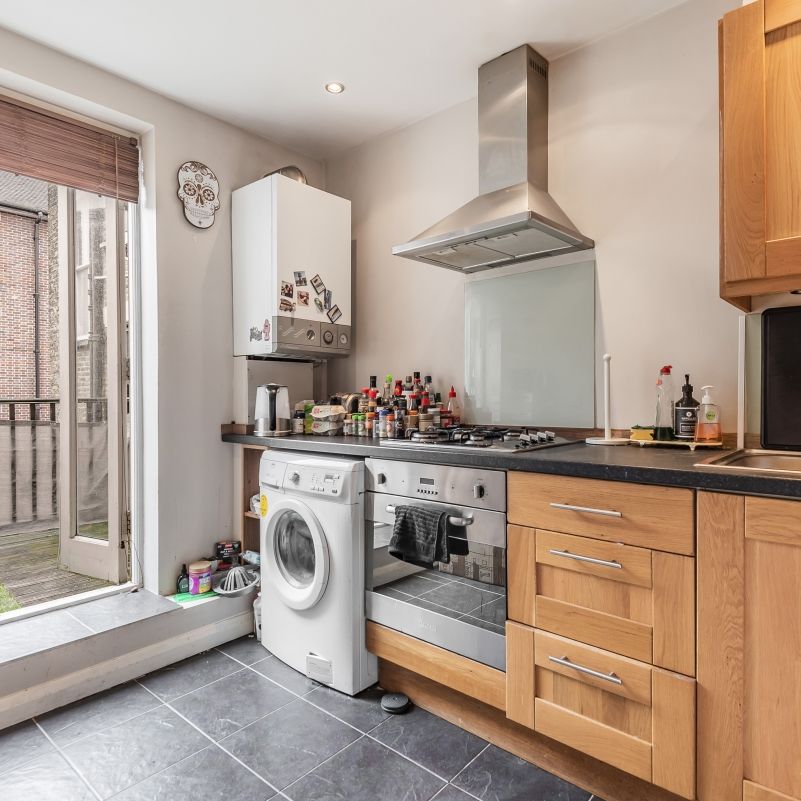 Northcote Road, Battersea, London, SW11 - Photo 1