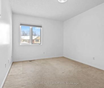 7 FURLONG CRESCENT - Photo 5