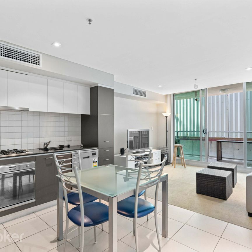 1104/96 North Terrace, ADELAIDE - Photo 1