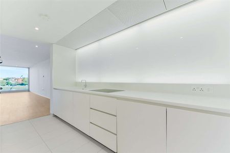 An exceptional two bedroom apartment in the iconic Albion Riverside development. - Photo 5