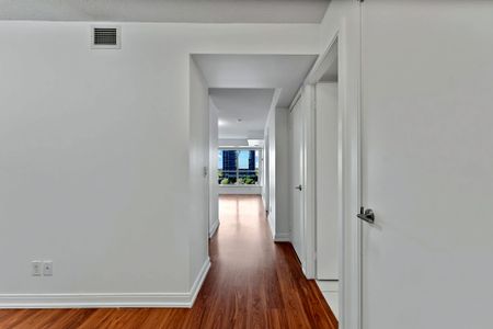 For Lease - 181 Village Green Square Unit# 1215, Toronto, Ontario - Photo 4