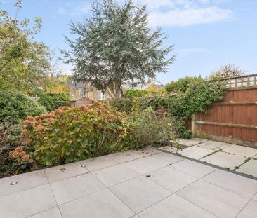 4 bedroom terraced house to rent - Photo 4