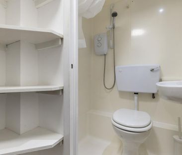 Flat 26 West Cromwell Road, Earls Court SW5 9QL - Photo 6