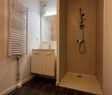 Location Appartement 2 pièces 42m² ST NAZAIRE 44600 - Photo 4