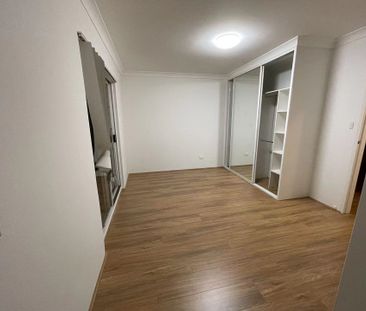 Freshly Renovated Two Bedrooms Townhouse in Prime Hurstville Location - Photo 4