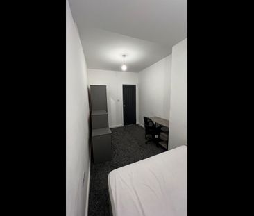 Room in a Shared House, Cream Street, S2 - Photo 3