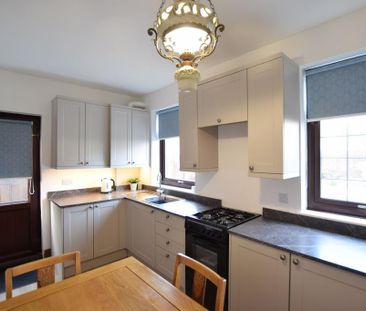 2 bedroom semi-detached house to rent - Photo 6