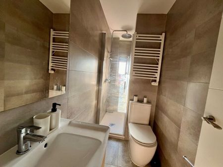 V.C. Puente de Vallecas - A3, Madrid, Community of Madrid 28038 - Photo 2