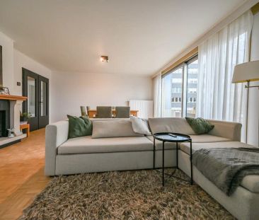 Ruim appartement met ondergrondse autostaanplaats - Photo 6