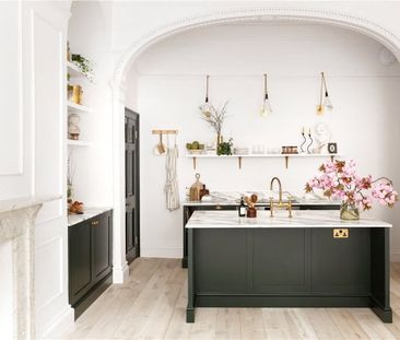 A beautiful newly renovated two bedroom ground floor apartment offe... - Photo 6