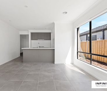 Modern Family Living in a Convenient Lara Location - Photo 1