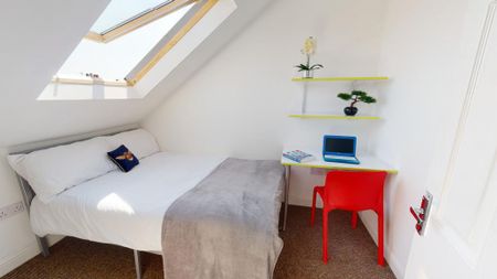 8 bedroom house to rent - Photo 3