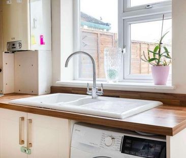 Parsons Mead, Abingdon, OX14 - Photo 5