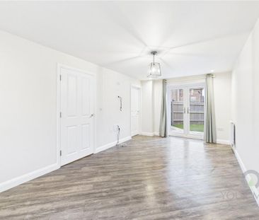 3 bedroom semi-detached house to rent - Photo 1