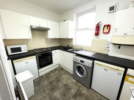 1 bedroom studio to rent - Photo 5