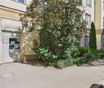 Warszawa, Śródmieście, Warecka – zdjęcie 3