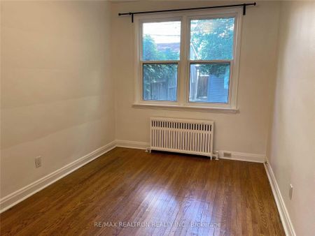 For Lease - 22 Gormley Avenue Unit# Main, Toronto, Ontario - Photo 3