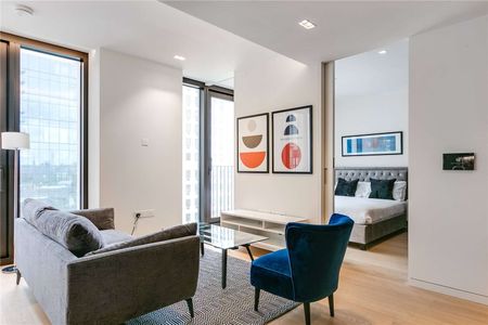 Modern, furnished, one bed apartment located by the London Eye and Waterloo Station. - Photo 3