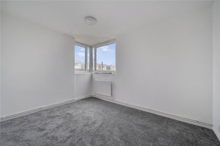 3 bedroom apartment to rent - Photo 3