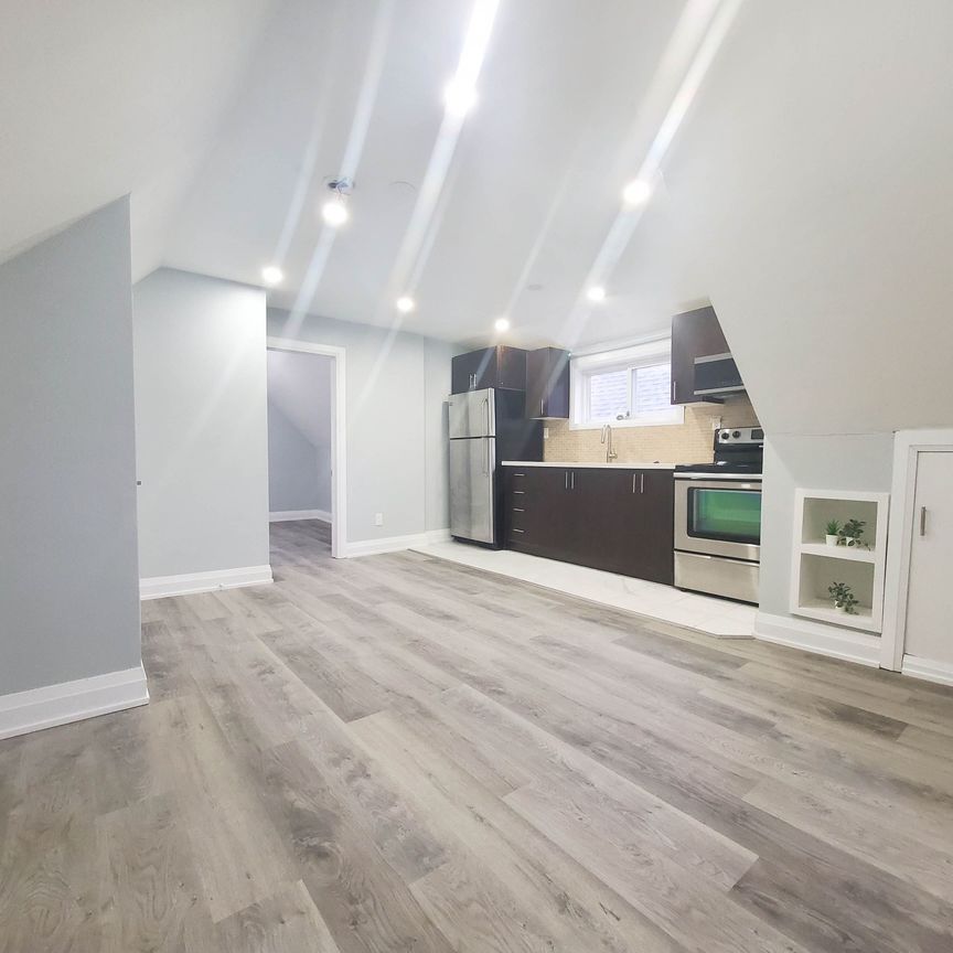 For Lease - 77 Victoria Avenue Unit# 4, Hamilton, Ontario - Photo 1