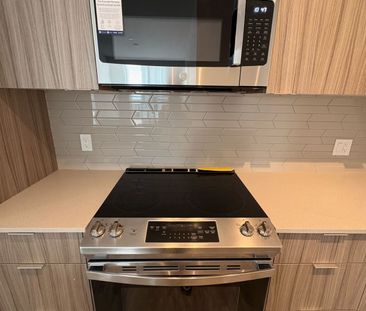 For Lease - 430 Square One Drive Unit# 810, Mississauga, Ontario - Photo 3