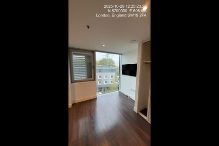 2 Bed Flat, Britannia Point, SW19 - Photo 3