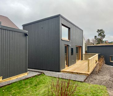 Sjöhällsstigen, Hässelby - Photo 1