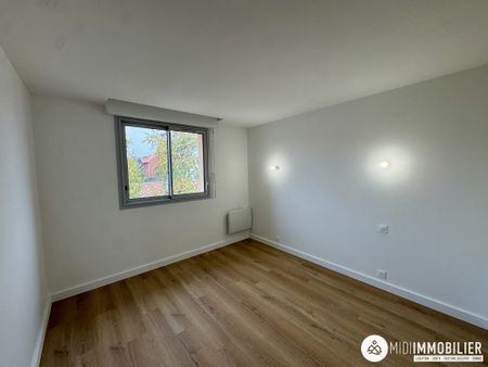 Location Appartement 5 pièces 121m² ALBI 81000 - Photo 4