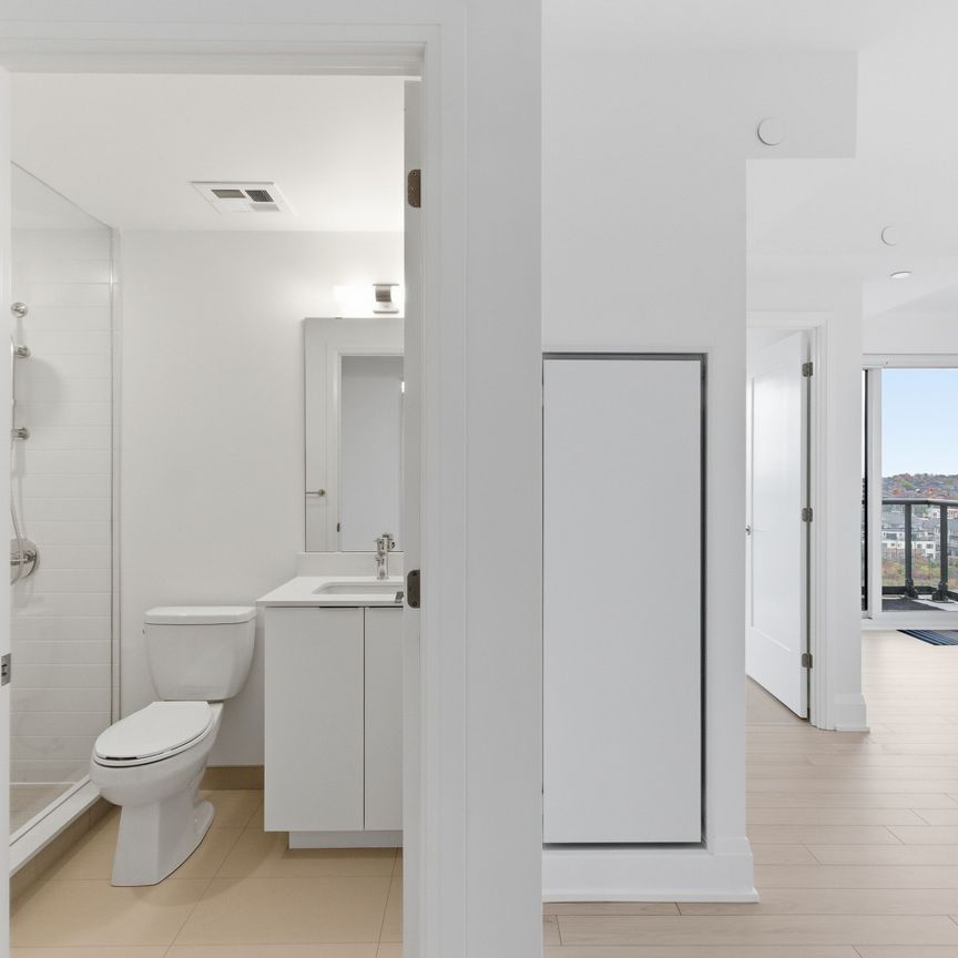 For Lease - 3079 Trafalgar Road Unit# 1009A, Oakville, Ontario - Photo 1