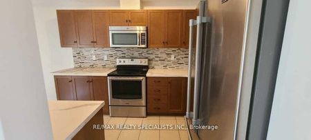 For Lease - 8 Lakelawn Road Unit# 62, Grimsby, Ontario - Photo 5