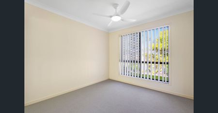 1 WEEKS FREE RENT! PRICE DROP - Family-Friendly Home in the Heart of Upper Coomera - Photo 3