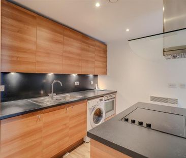 1 bedroom flat to rent - Photo 6