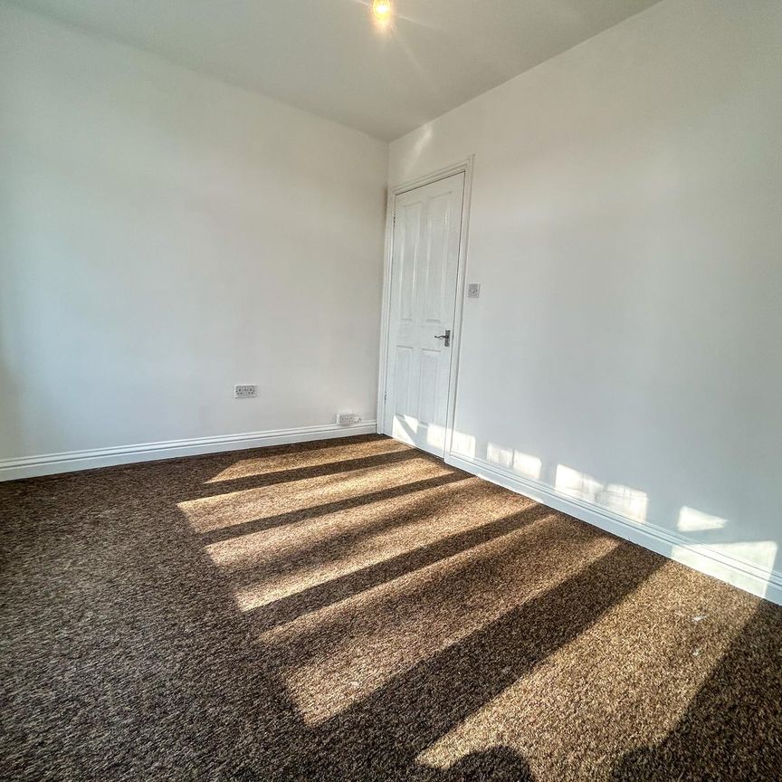 1 Bedroom Flat To Let - HP12 - Photo 1