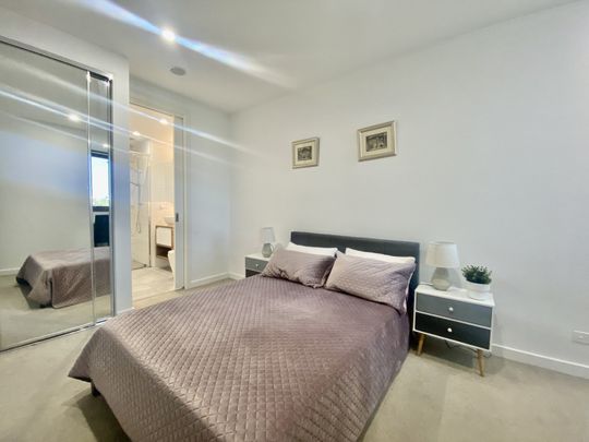 FURNISHED TWO BEDROOM APARTMENT IN GREAT LOCATION - Photo 1