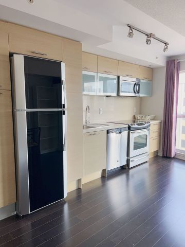 For Lease - 386 Yonge Street Unit# 1806, Toronto, Ontario - Photo 4