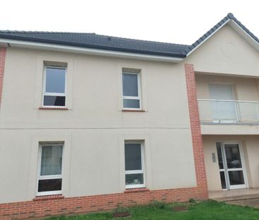 Location Appartement 2 pièces 41m² CAUDEBEC LES ELBEUF 76320 - Photo 3